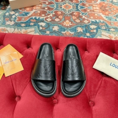 Louis Vuitton Slippers